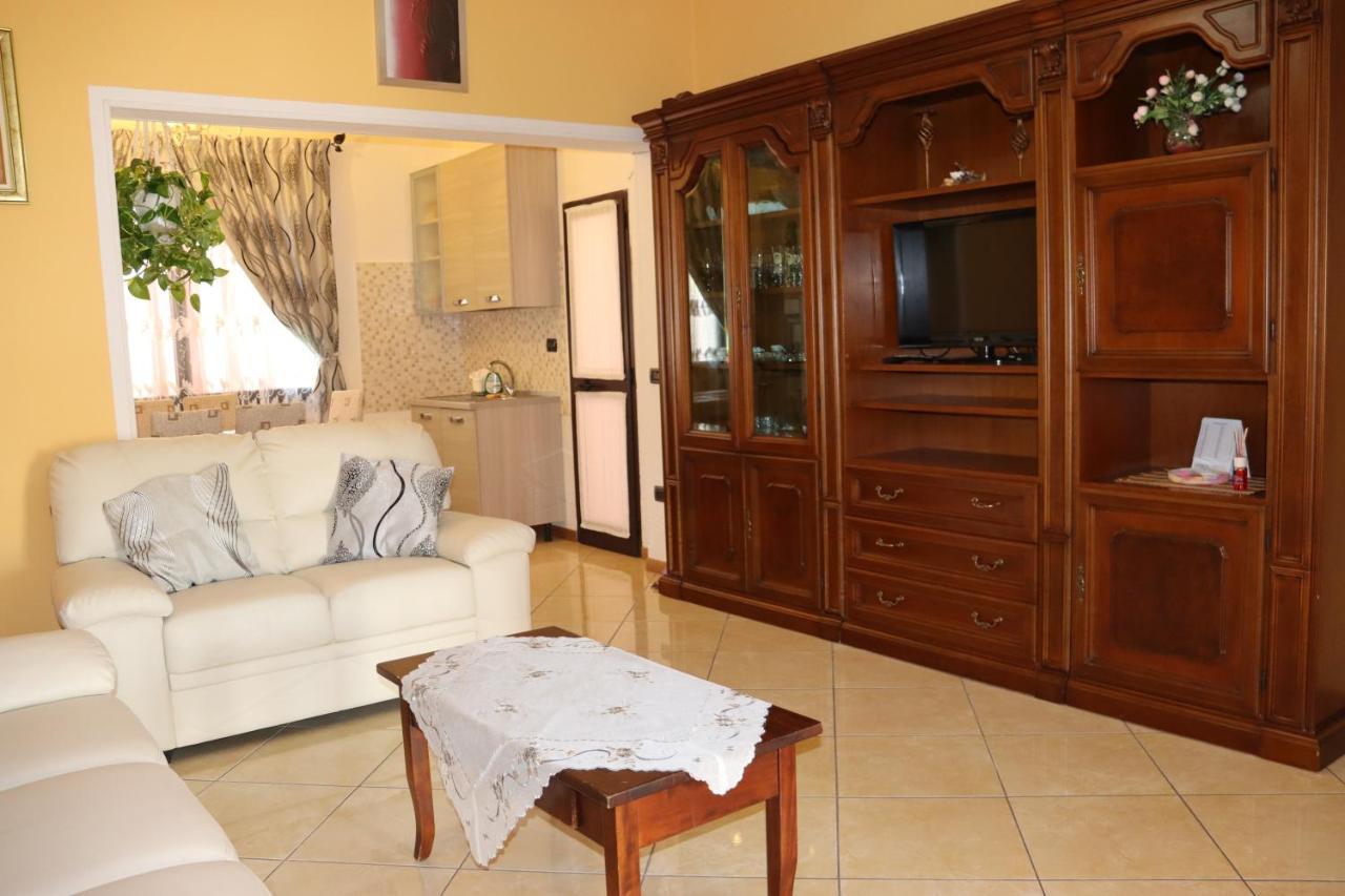 Casa Andreea Vicino Al Centro Di Olbia Iun R5904 Apartman Kültér fotó