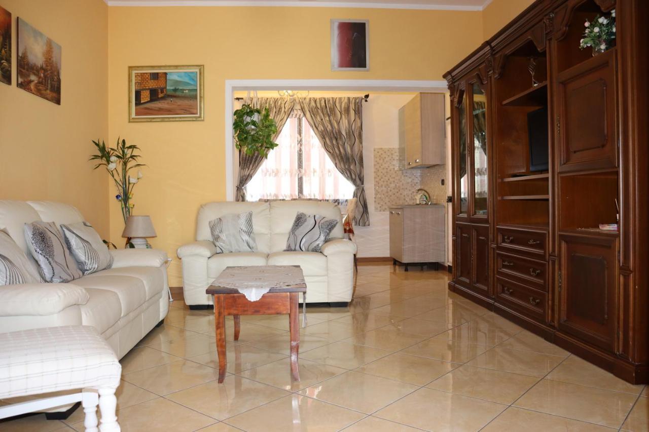 Casa Andreea Vicino Al Centro Di Olbia Iun R5904 Apartman Kültér fotó
