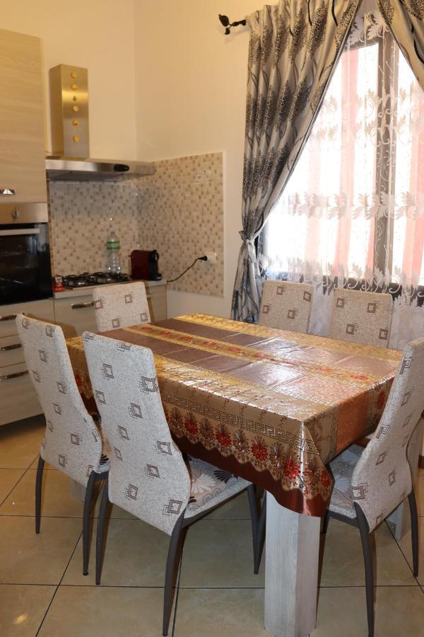 Casa Andreea Vicino Al Centro Di Olbia Iun R5904 Apartman Kültér fotó