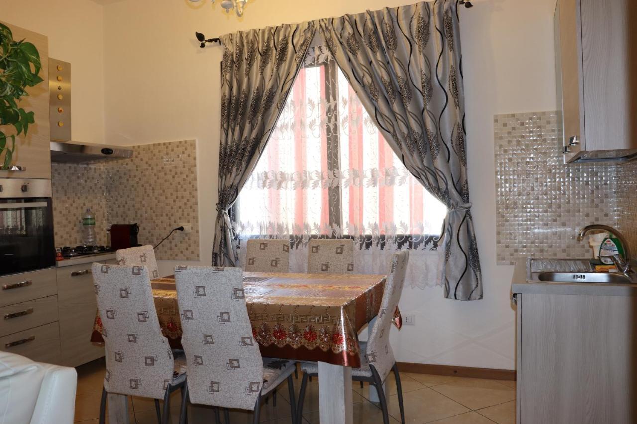 Casa Andreea Vicino Al Centro Di Olbia Iun R5904 Apartman Kültér fotó